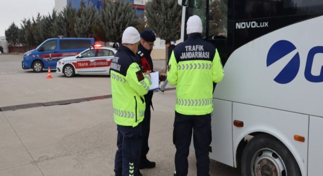 Jandarmadan, Okul Servislerine Sıkı Denetim