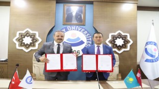 Aksaray Üniversitesi İle Pavlodar Pedagoji Üniversitesi Arasında Mutabakat Zaptı İmzalandı