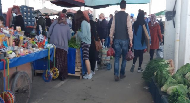 Kapanma Öncesi Halk Pazarı Bereketlendi