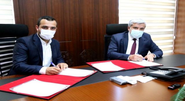ASÜ’de Öğrenciler Eğitim Sürecinde İş Piyasasıyla Tanışıyor