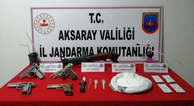 Jandarmadan Kaçak Silah ve Uyuşturucu Operasyonu