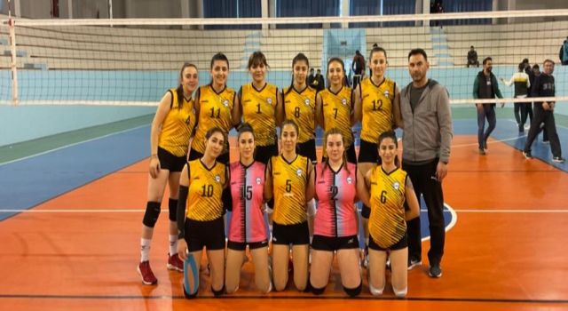 ASÜ Voleybol Takımı Turnuvayı Yenilgisiz Tamamladı