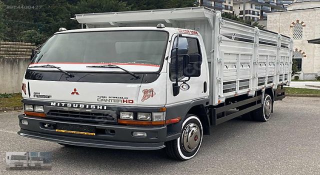 İcradan Satılık 2006 Model Mitsubishi