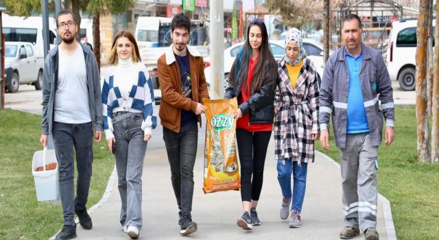 Üniversiteliler Can Dostları Unutmuyor