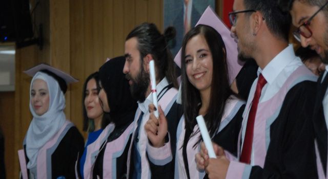 Genç İletişimciler Mezuniyet Heyecanı Yaşadı