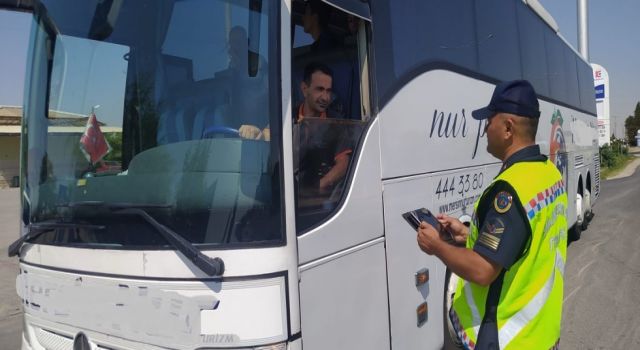 Yolcu Otobüsleri Denetlendi