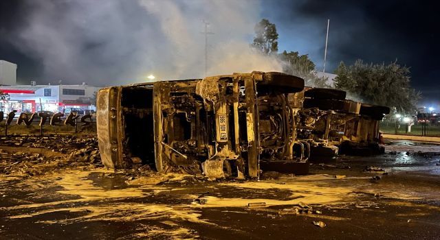 Devrildikten Sonra Alev Alan Tırın Sürücüsü Yaralandı