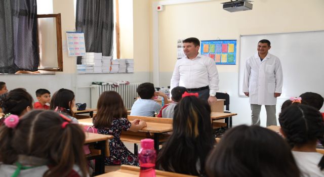 Dinçer İlk Ders Zilini Gazipaşa’da Çaldı