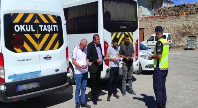 Servis Sürücülerine Güvenli Trafik eğitimi Verildi