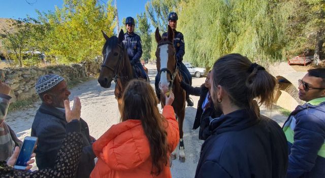 Atlı Jandarma Timleri Devriyede