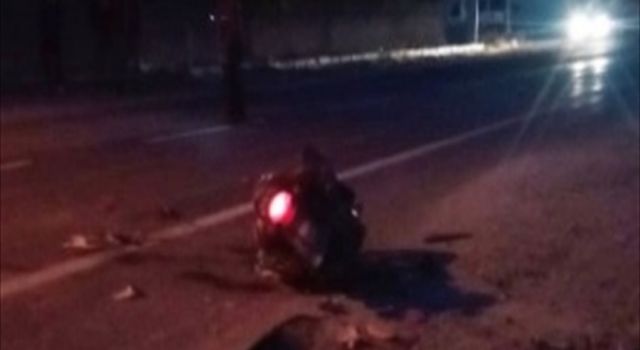 Minibüs ile Çarpışan Motosikletin Sürücüsü Öldü