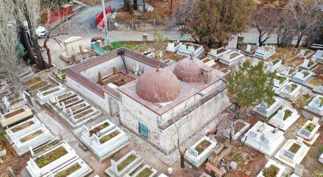 Dinçer “Geçmişle Gelecek Arasında Köprü Oluyoruz”