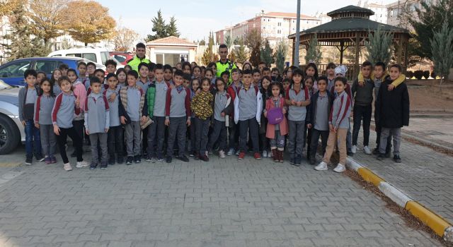 Emniyet Okul Ziyaretlerini Sürdürüyor