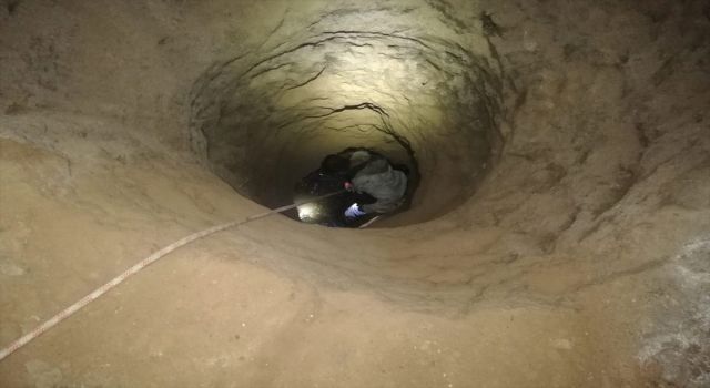 Kuyuya Düşen Köpeği AFAD Ekipleri Kurtardı