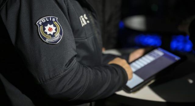 Polis Ekipleri Çocuklarımız İçin Sahada