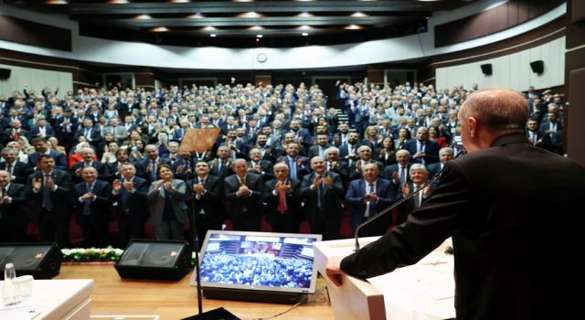 AK Heyet İl Başkanları Toplantısına Katıldı