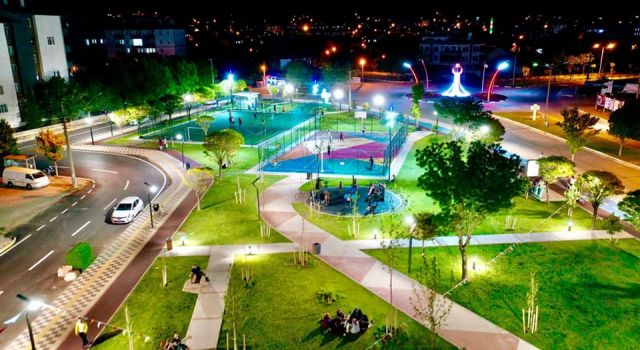 Işıklandırılan Parklar Daha Güvenli Hale Geldi