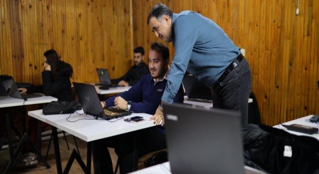 Medresede Mühendislere Ücretsiz Eğitim Programı