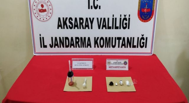 Zehir Tacirleri Jandarmadan Kaçamadı