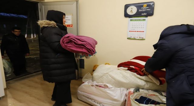Aksaray Belediyesi Depremzedeler İçin Yardım Kampanyası Başlattı