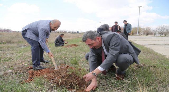 ASÜ’den Deprem Kayıplarına Anlamlı Etkinlik