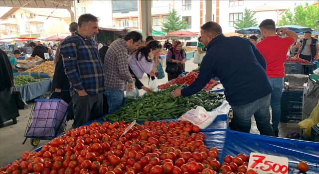 Sebzenin Ateşi Söndü Meyve Cep Yaktı