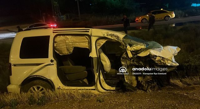 Devrilen Kamyonetin Sürücüsü Öldü