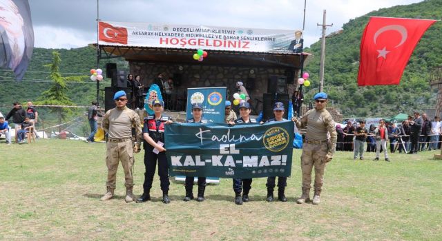 Jandarma Farkındalık Çalışmalarını Sürdürüyor