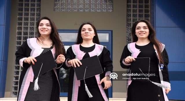 Üniversiteyi dereceyle bitiren üçüz kız kardeşler öğretmen olmak istiyor