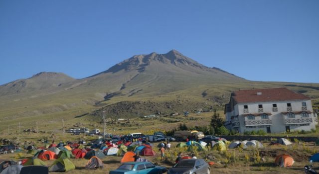 Doğa Severler Kamp Bölgesi İstiyor