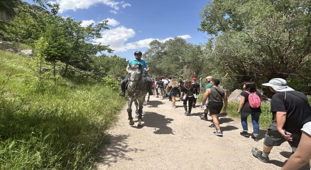 Vadiyi 1 Ayda 46 Bin 972 Turist Ziyaret Etti