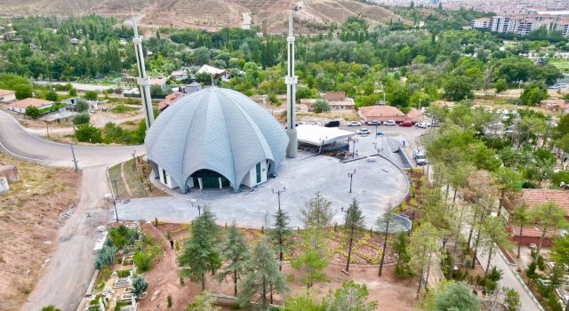 Bedir Muhtar Külliyesi Tarihi Dokuyu Yaşatıyor
