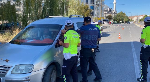 Emniyet, Okul Çevrelerinde Kuş Uçurtmuyor
