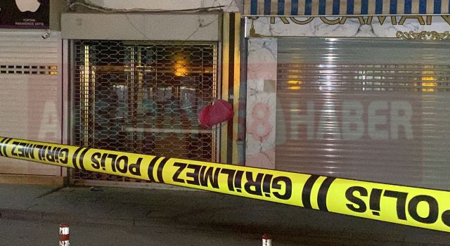 TURİZM CADDESİ'NDE ŞÜPHELİ PAKET ALARMI!
