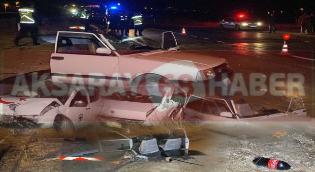 Kamyonet otomobili ortadan ikiye böldü: 5 yaralı