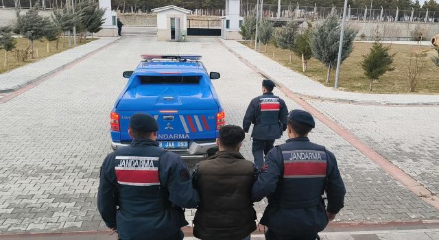 Ortaköy’de Hırsızlık Suçundan Aranan 1 Kişi Yakalandı