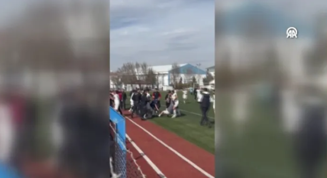 Amatör Maçta Çıkan Kavgada 2 Futbolcu Yaralandı