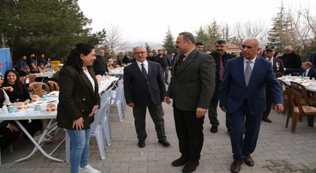 ASÜ’nin Kardeşlik ve Kaynaşma İftarı Ortaköy’de Yapıldı