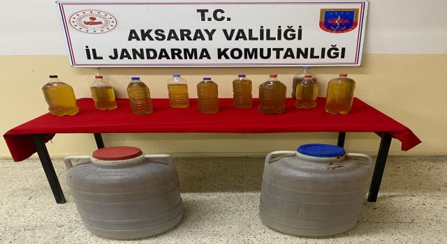 Jandarma 150 Litre Sahte Şarap Ele Geçirdi