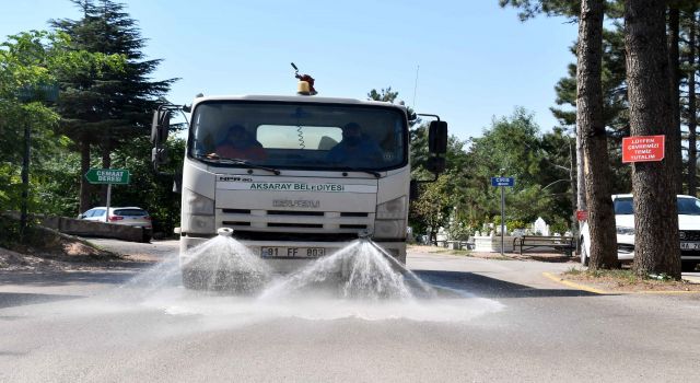 Belediye Hazırlıklara Mezarlıklardan Başladı
