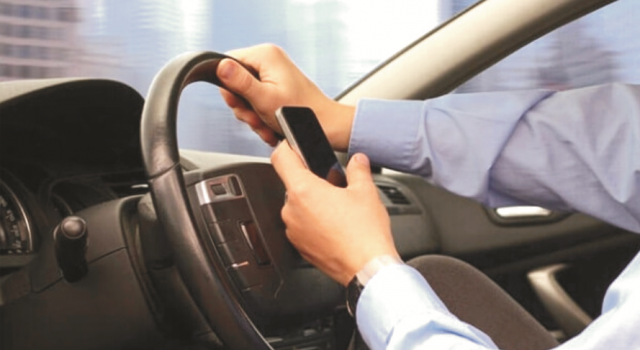 Trafikte Telefon Kullanımında Yeni Boyuta Geçtik
