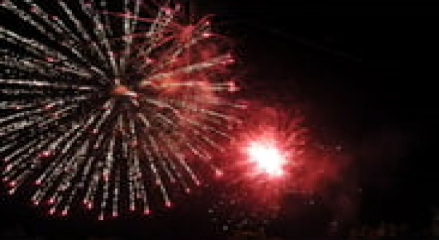 Yangın Riski de Vazgeçirmiyor