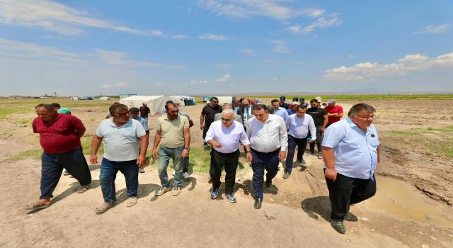Vali Kumbuzoğlu Köy ve Kasaba Ziyaretlerine Devam Ediyor