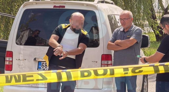 Damadını Korkutmak İsterken Kazara Kızını Vurmuş