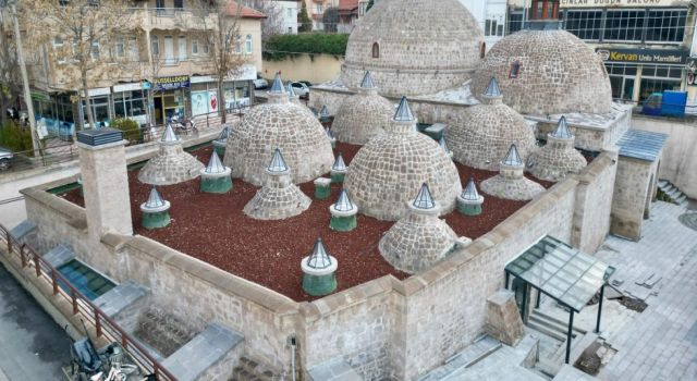 8 Asırlık Hamam Bir Asrın Ardından Kültüre Hizmet Ediyor