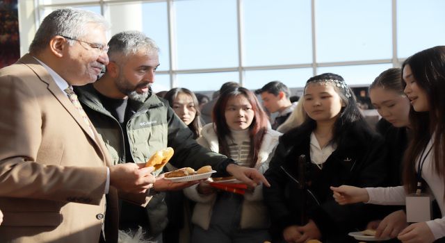 ASÜ’deki Yabancı Öğrencilerden Ortak Ses “Adil Bir Dünyada Yaşamak İstiyoruz”