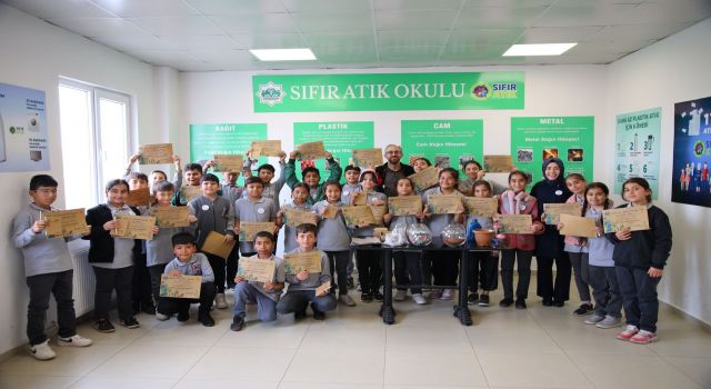 Dinçer; “Daha Temiz Bir Dünya Bırakmak Adına Hep Birlikte Çalışacağız”