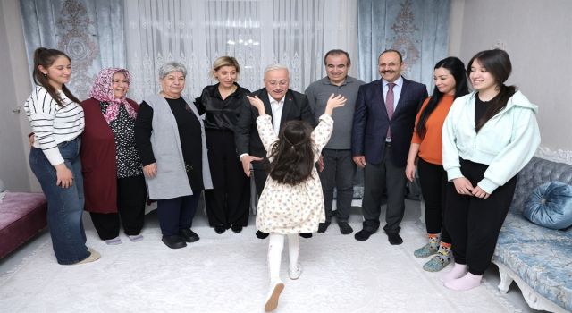 Vali Kumbuzoğlu “Mutlu Aile Mutlu Toplum Hedefiyle Çalışıyoruz”