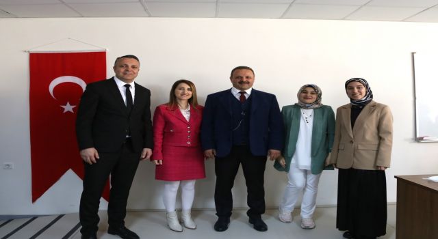 ASÜ Fen-Edebiyat TÜBİTAK 2209-A Projelerinde Zirvede Yer Aldı