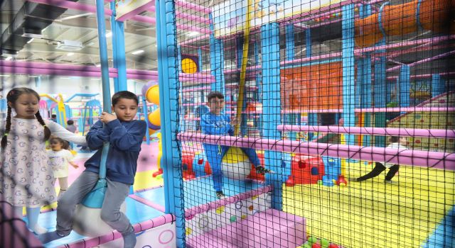 Çocuk Eğlence Merkezi İlkbaharda Çocukların Kahkahalarıyla Dolup Taşıyor